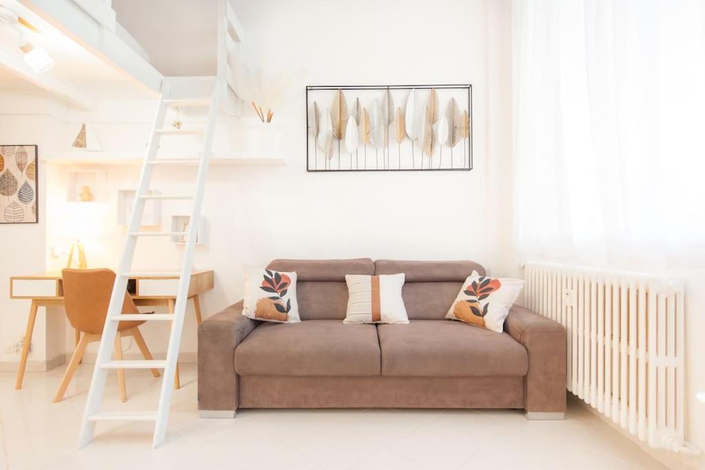 50 Meters From The ! Location In Apartment *