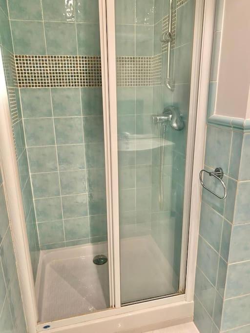 Appartement 50 Meters From The ! Location In *